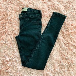 Black Hollister Super Skinny Jeans